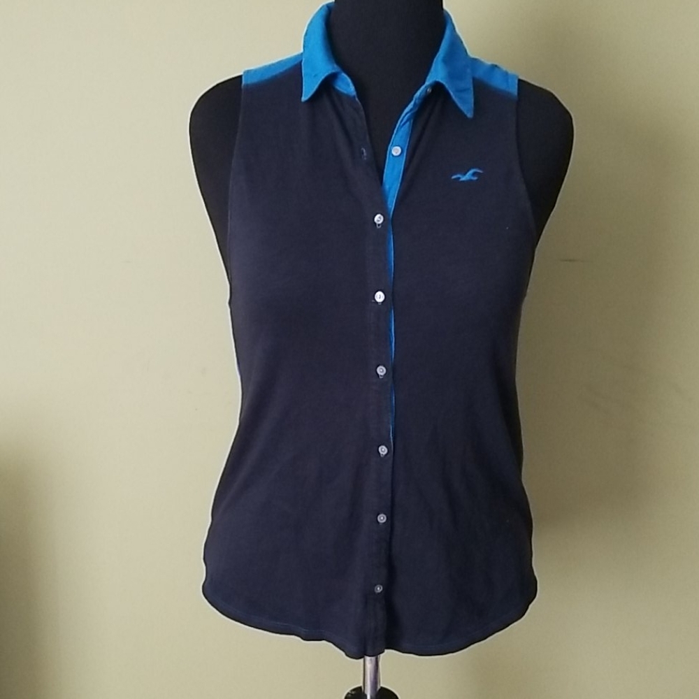 3/$20 Hollister top